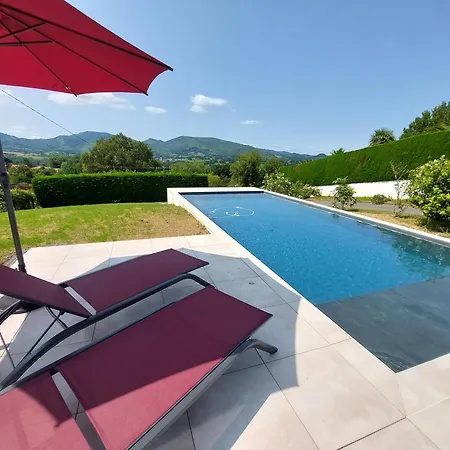 Avec Piscine Vue Montagnes A 3km Des Plages Villa Urrugne