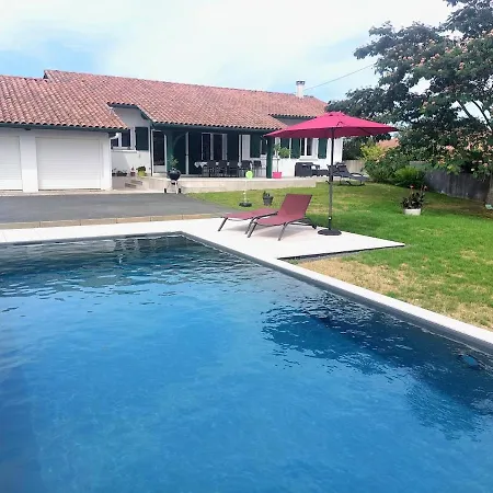 Avec Piscine Vue Montagnes A 3km Des Plages אורונייה